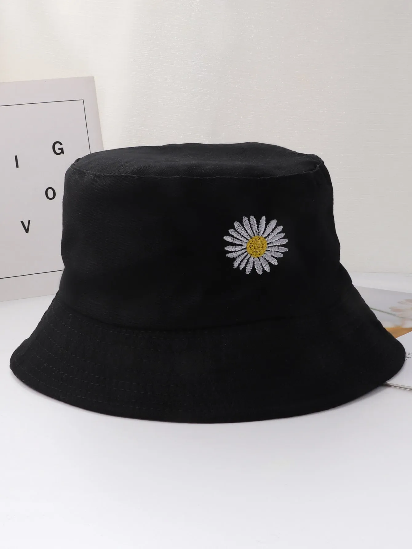 1pc Double-Sided Embroidery Fashionable Versatile Daily Decorated Bucket Hat Street