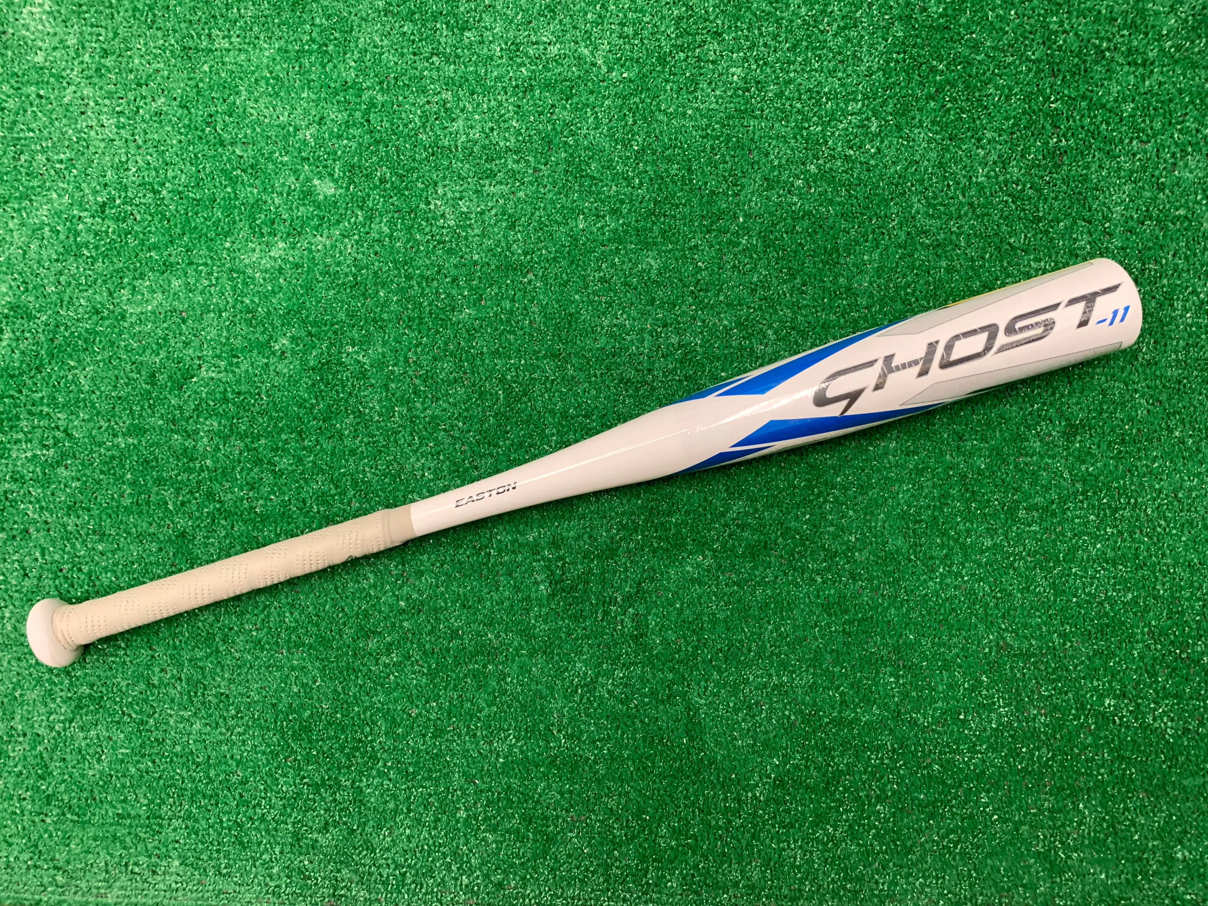 2024 Easton Ghost® Youth -11 Fastpitch Bat