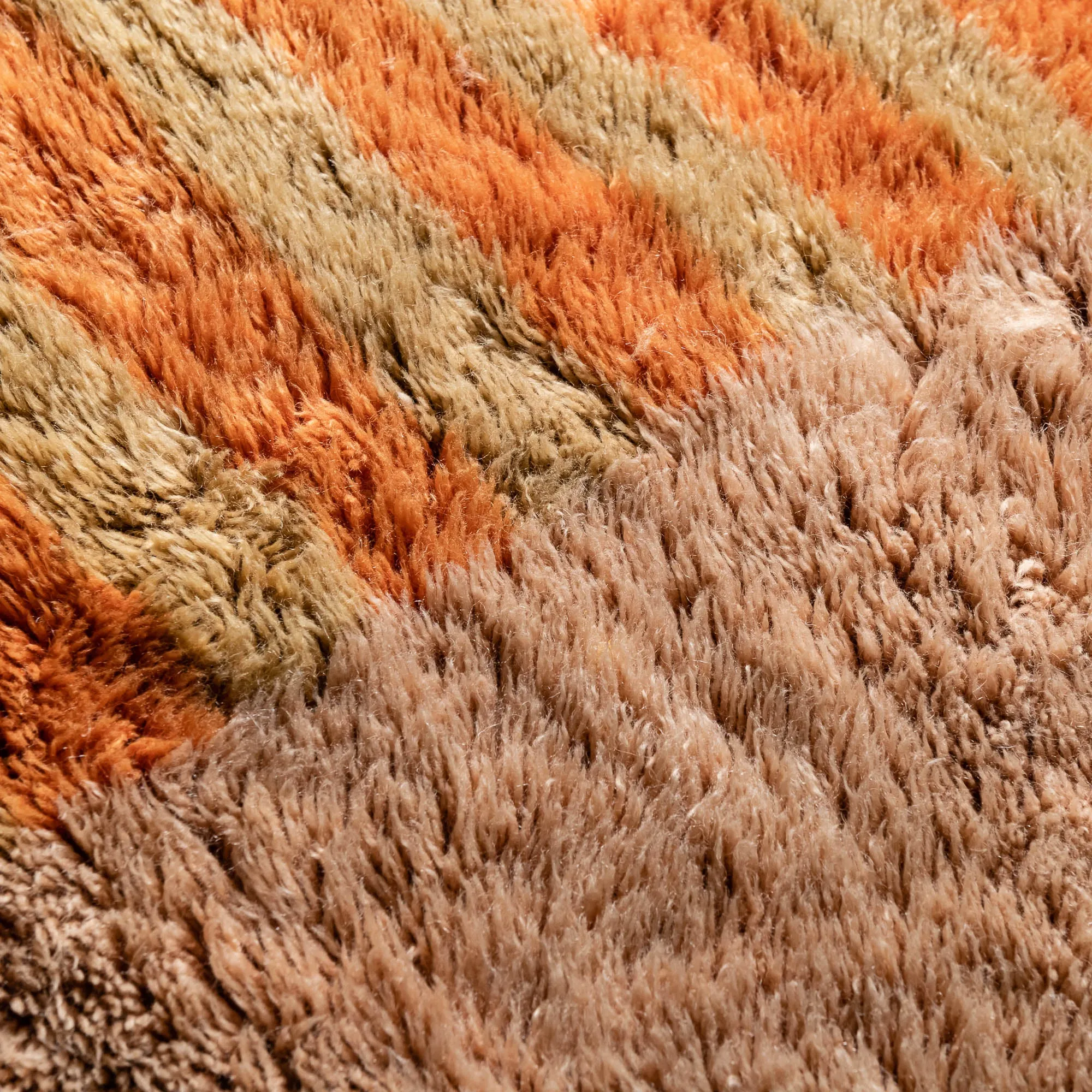 Defragmented Sunset - luxury beni mrirt rug