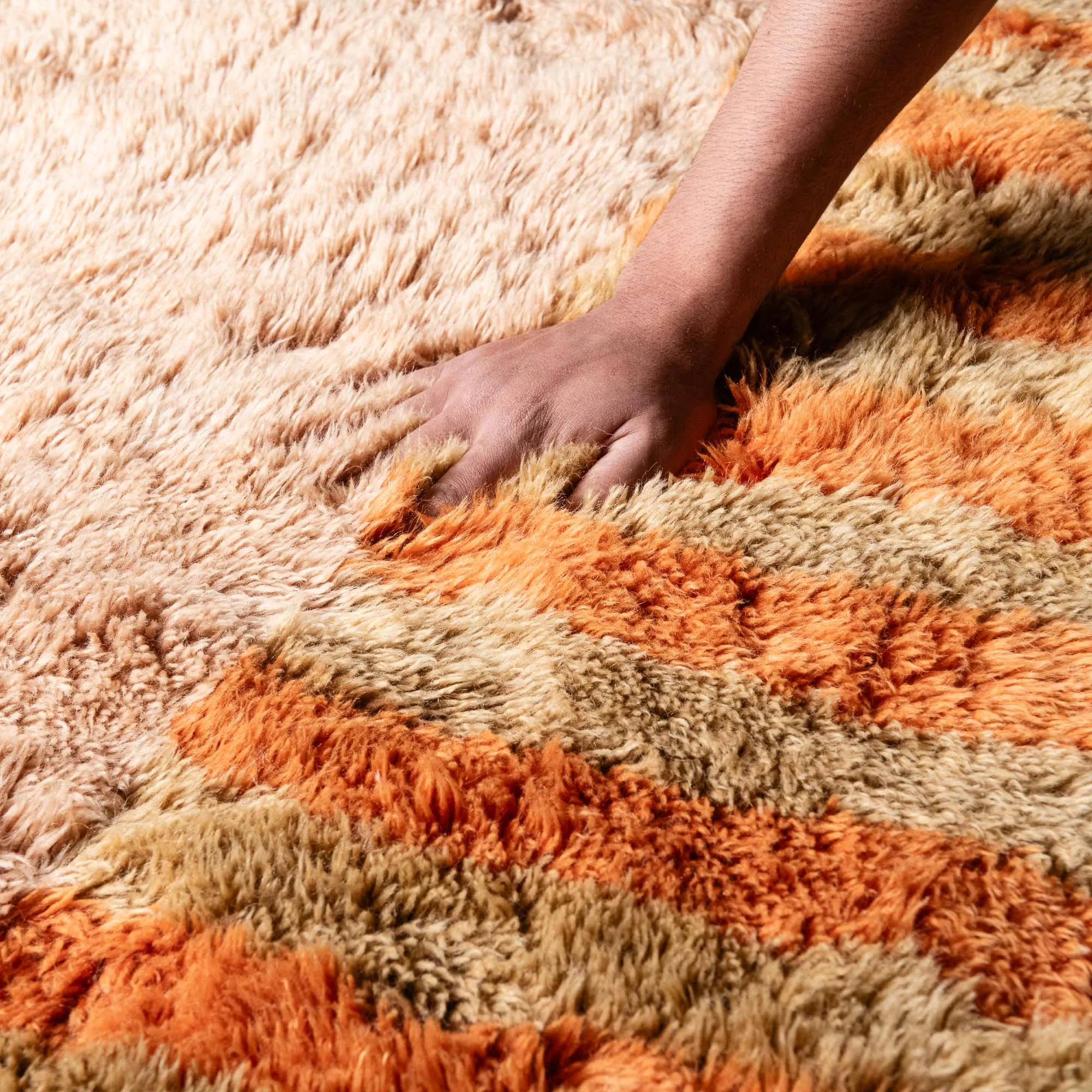 Defragmented Sunset - luxury beni mrirt rug