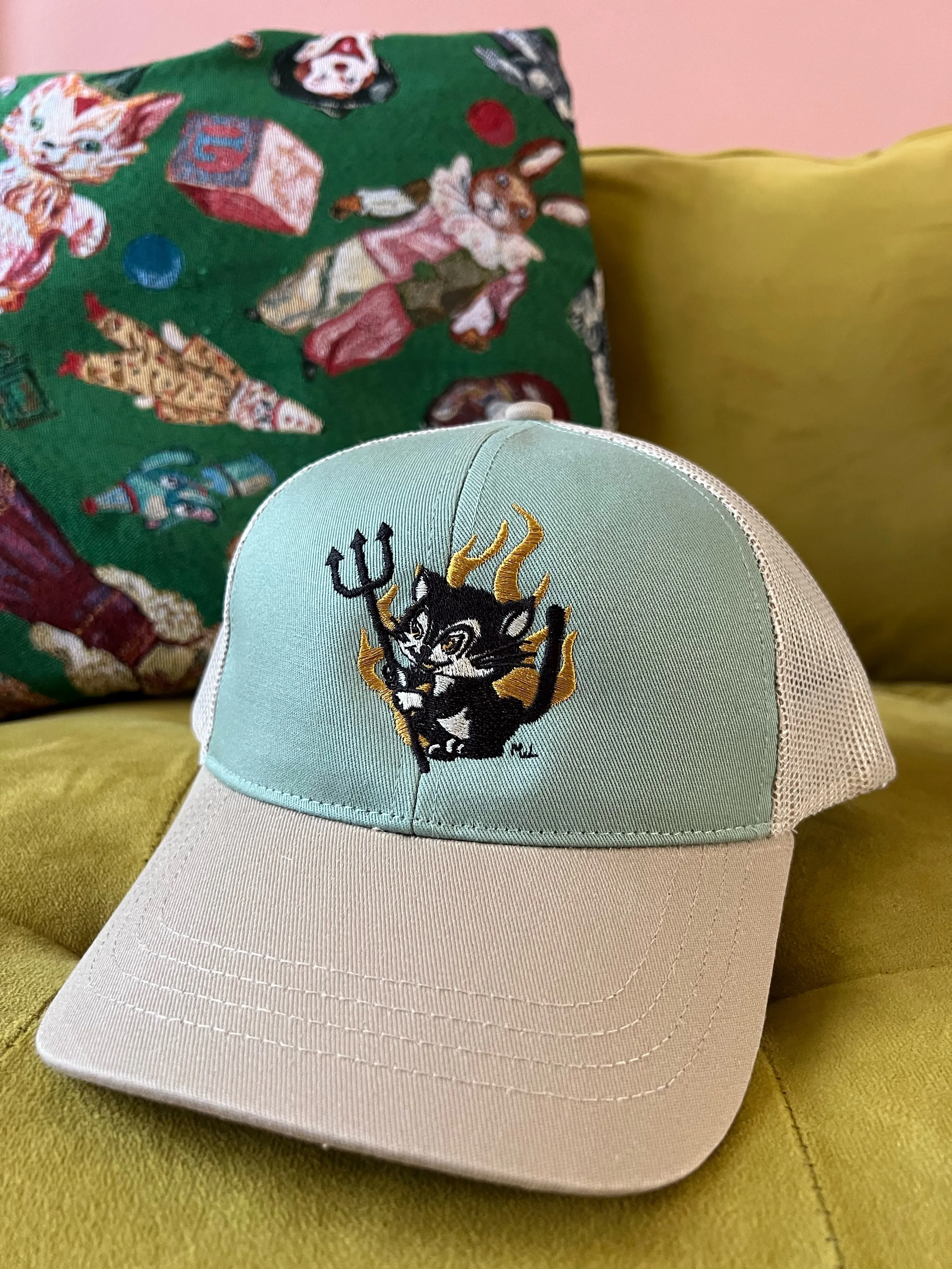 EVIL CAT CAPS