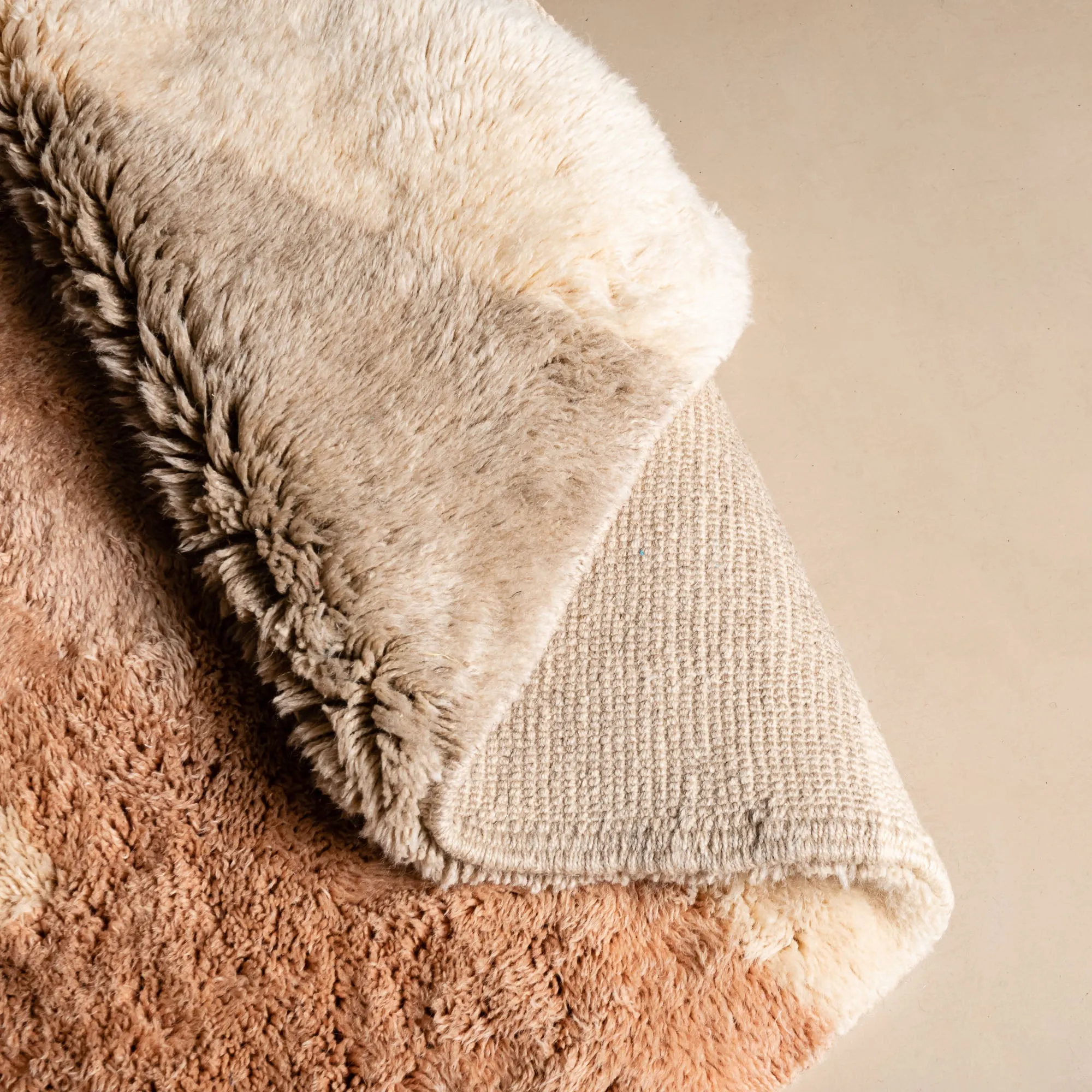 Joyful Horizon - Luxury Shag Moroccan Rug