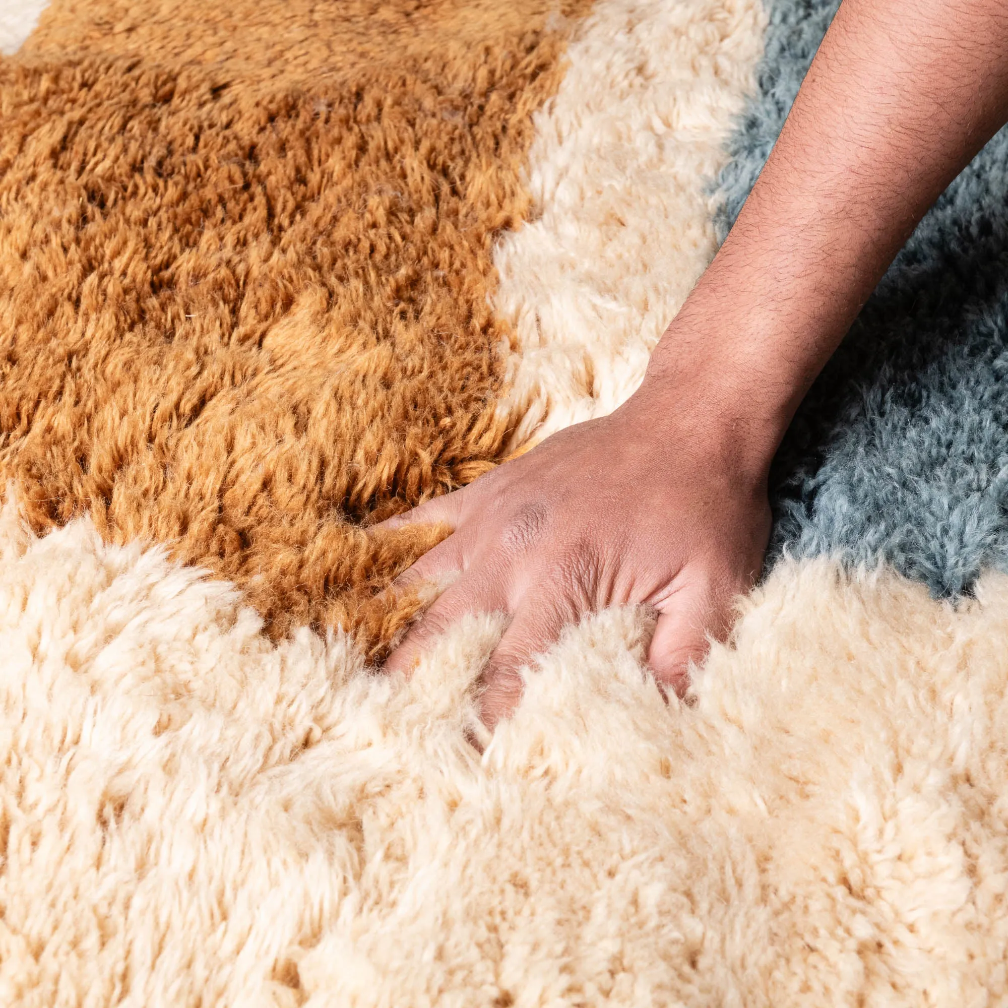 Joyful Horizon - Luxury Shag Moroccan Rug
