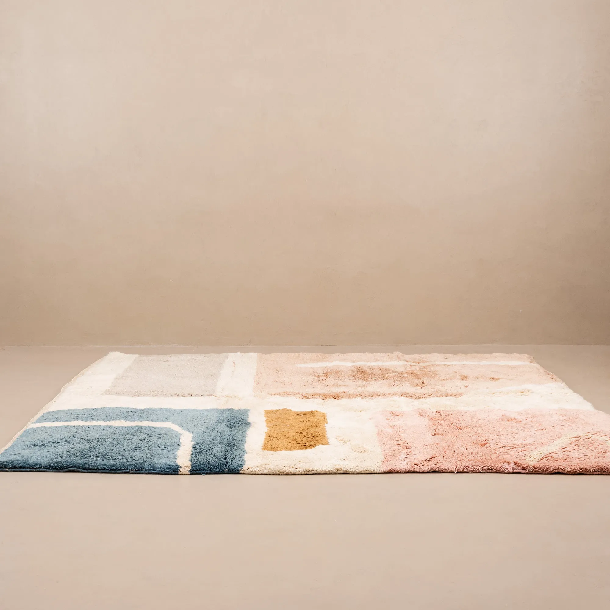 Joyful Horizon - Luxury Shag Moroccan Rug