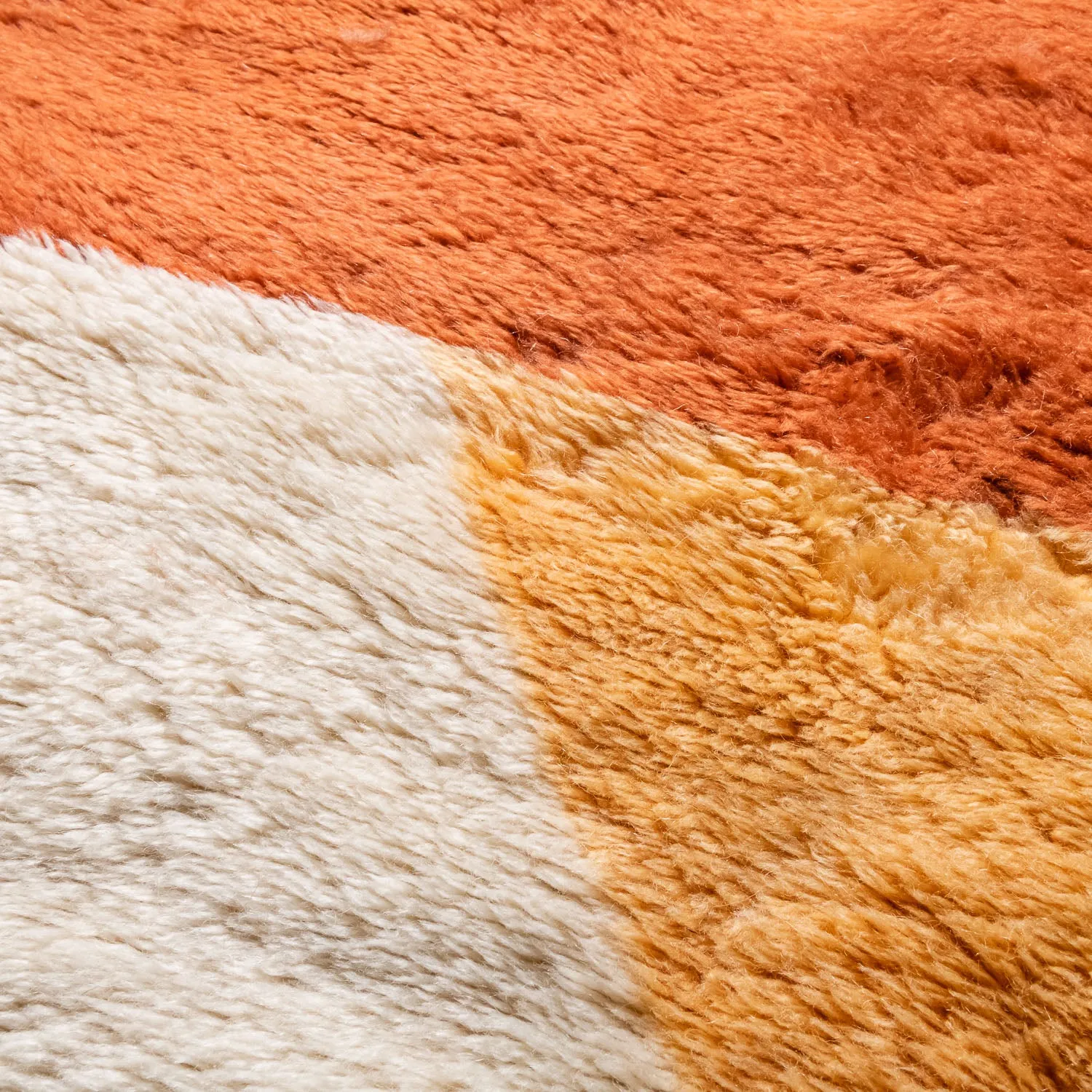 Luminescent Apricot Round - Luxury Shag Moroccan Rug