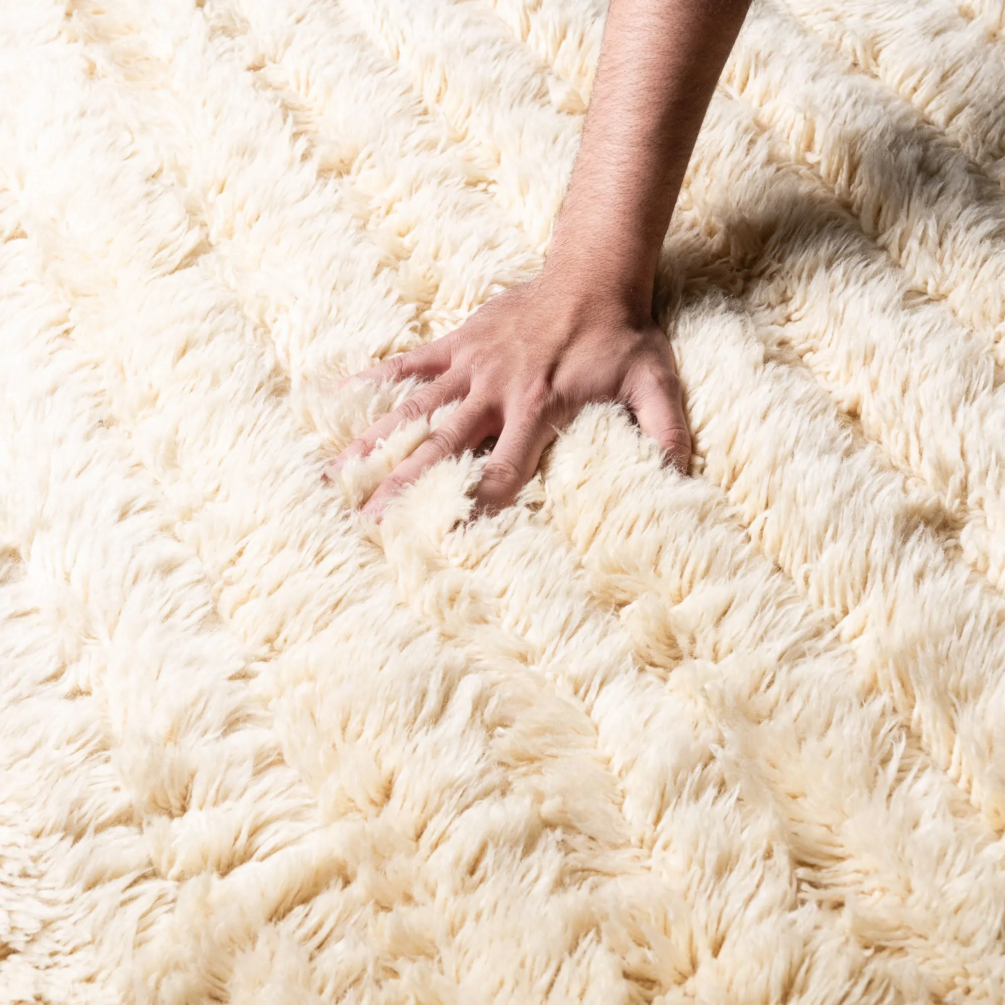 Mist Lines - Luxury Shag Moroccan Rug