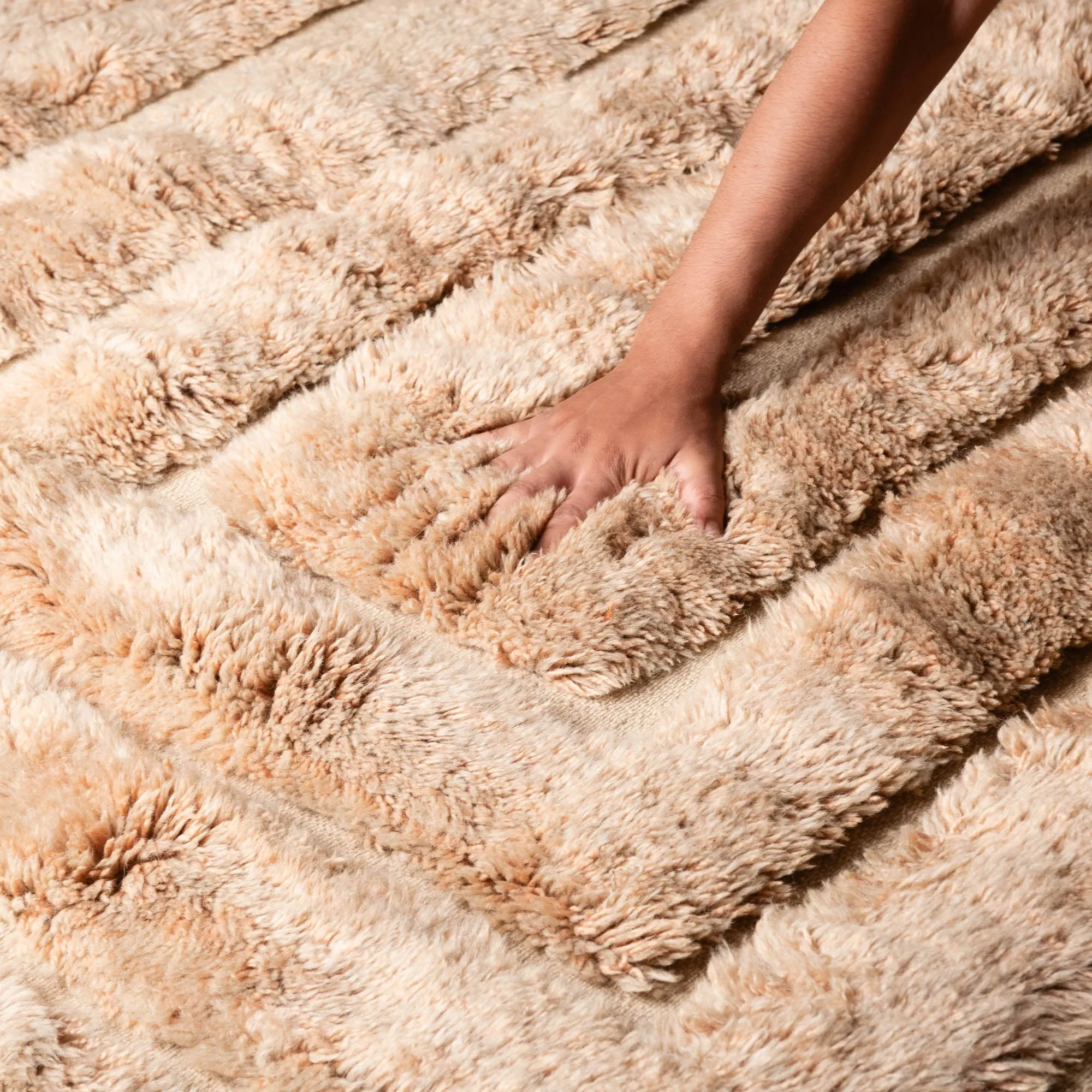 Soft Elegance - Luxury Shag Moroccan Rug