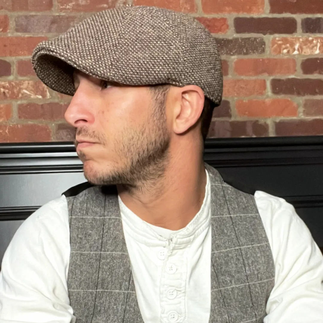 The Newsboy Boston Scally Cap - Grey/Brown